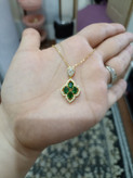 گردنبند استیل زنانه نگین زمردی رنگ ثابت
